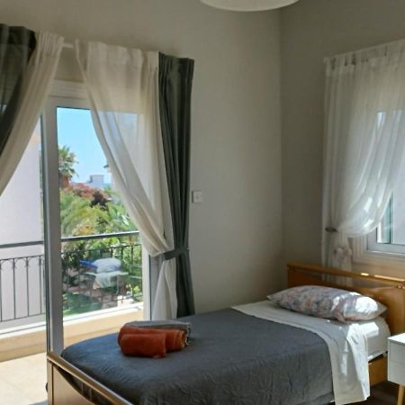 Unique Beach Luxurious Villas Айя Напа Екстериор снимка
