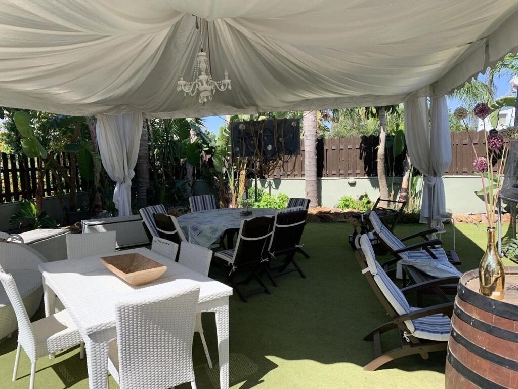 Unique Beach Luxurious Villas Айя Напа Екстериор снимка
