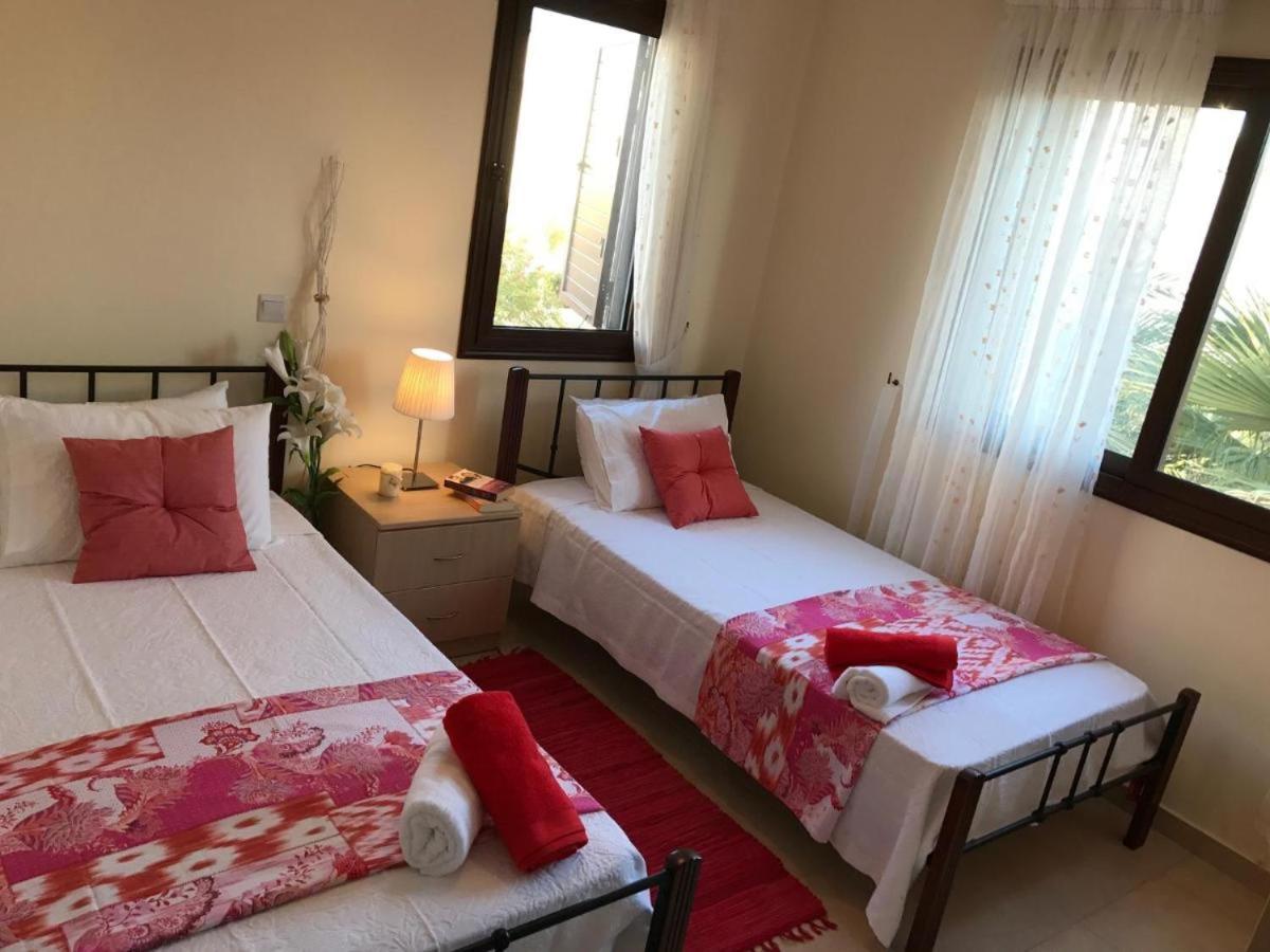 Unique Beach Luxurious Villas Айя Напа Екстериор снимка