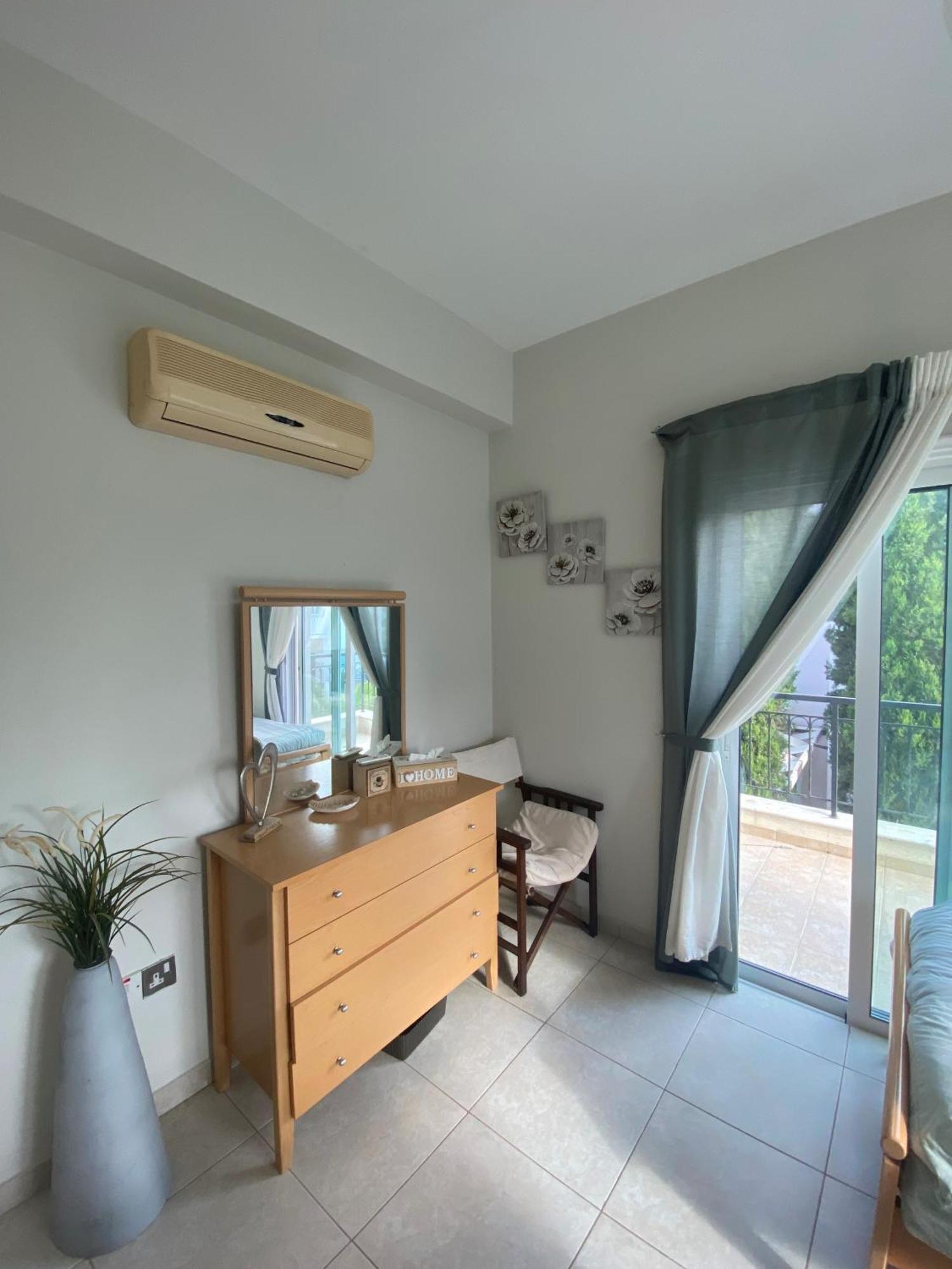 Unique Beach Luxurious Villas Айя Напа Екстериор снимка